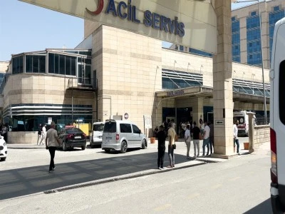 Bir iş&ccedil;i feci şekilde can verdi