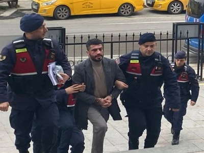 Bir kadınla uygunsuz g&ouml;r&uuml;nt&uuml;ler cinayetle sonu&ccedil;landı
