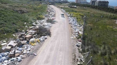 Bir yıl &ouml;nce temizlenen yer &ccedil;&ouml;pl&uuml;ğe d&ouml;nd&uuml;
