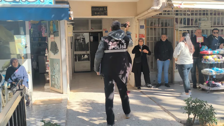 Birlikte yaşadığı kadını katledip intihar etti!