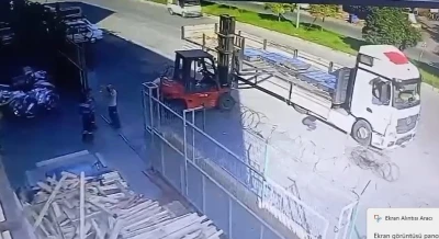 Bisikletiyle forklifte &ccedil;arpan &ccedil;ocuk hastaneye kaldırıldı