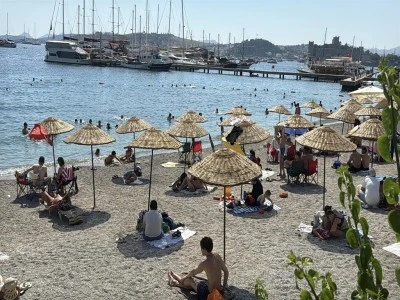 Bodrum'da deniz suyu sıcaklığı 25 dereceye dayandı
