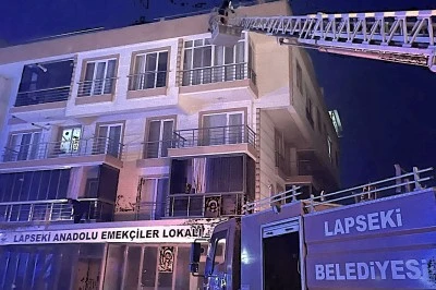 Bodrum katında &ccedil;ıkan yangında 6 kişi dumandan etkilendi