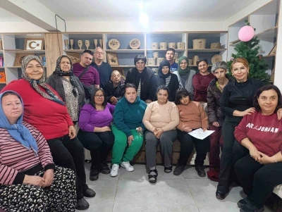 BOED genel Başkanı &Ouml;zlemiş engelli annelerini unutmadı
