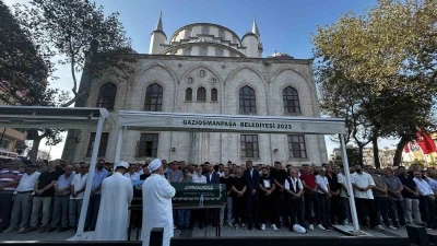 Boğazi&ccedil;i &Uuml;niversitesi&rsquo;nde &ouml;ld&uuml;r&uuml;len 15 yaşındaki Hilal son yolculuğuna uğurlandı