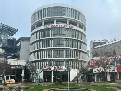 Bolu Belediye Başkan Yardımcısı ile meclis &uuml;yesi g&ouml;zaltına alındı