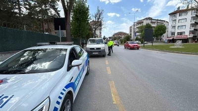 Bolu&rsquo;da 1 haftada s&uuml;r&uuml;c&uuml;lere ceza yağdı
