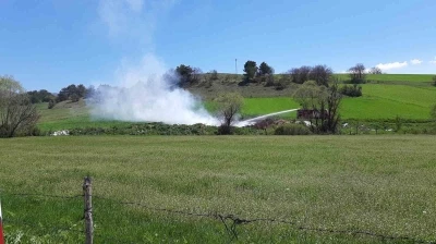 Bolu&rsquo;da k&ouml;yl&uuml;lerin &ccedil;&ouml;plerini d&ouml;kt&uuml;ğ&uuml; alanda yangın
