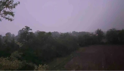 Bolu&rsquo;da şimşekler geceyi aydınlattı
