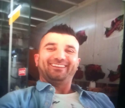 Boşanma aşamasındaki eşini bı&ccedil;akla yaralayıp, intihar etti