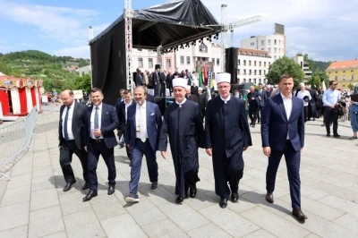 Bosna Hersek&rsquo;te T&uuml;rkiye&rsquo;nin desteğiyle yenilenen Behram Ağa Camii a&ccedil;ıldı
