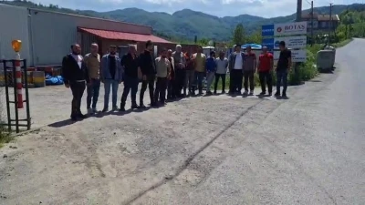 BOTAŞ şantiyesinde maaş krizi, maaşları i&ccedil;in şantiyeye gelen iş&ccedil;iler eylem yaptı
