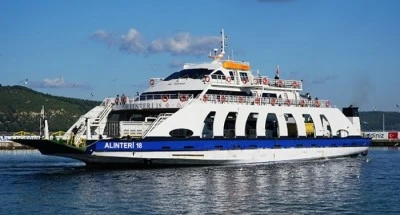  Bozcaada ve G&ouml;k&ccedil;eada'ya hafta sonu t&uuml;m feribot seferleri iptal edildi