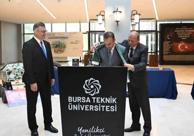 BTSO Başkanı Matlı&rsquo;dan Bakan Kacır&rsquo;a Bursaspor atkısı