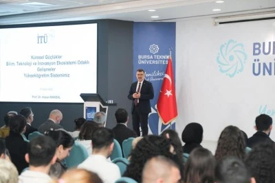  BT&Uuml; Konuşmaları&rsquo;nda k&uuml;resel riskler ve y&uuml;ksek&ouml;ğretiminin geleceği ele alındı