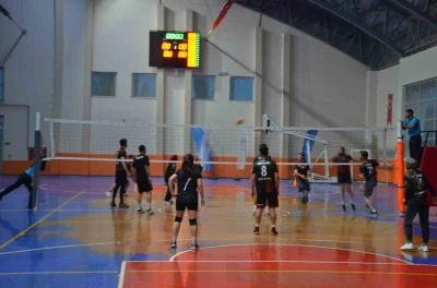 Bulanık&rsquo;ta &lsquo;Voleybol Turnuvası&rsquo; sona erdi
