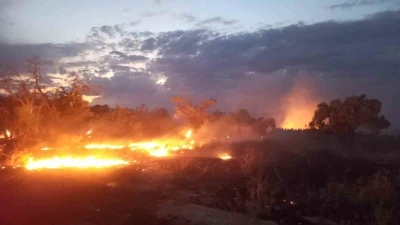 Burdur&rsquo;da otluk alandaki yangın itfaiye tarafından s&ouml;nd&uuml;r&uuml;ld&uuml;