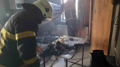 Burdur&rsquo;da prizde unutulan &uuml;t&uuml; yangına neden oldu
