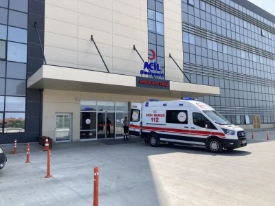  Burdur'da &uuml;zerine kurban devrilen kadın ağır yaralandı