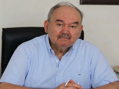 Burhan &Ouml;zfatura hayatını kaybetti