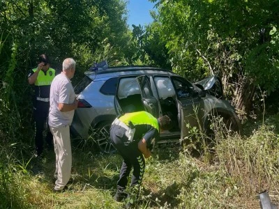 Bursa-Ankara yolunda cip şarampole d&uuml;şt&uuml;; 3 yaralı