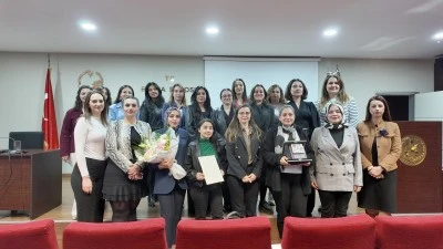 Bursa Barosu&rsquo;ndan Migros depo iş&ccedil;isi kadınlara &ouml;d&uuml;l