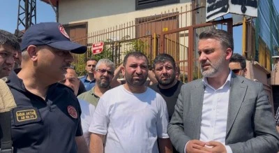 Bursa B&uuml;y&uuml;kşehir Belediye Başkan Vekili Şahin Biba yangın b&ouml;lgesinde