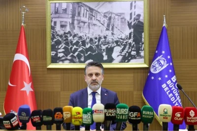 Bursa i&ccedil;in &ouml;nemli kararlar: Kentsel d&ouml;n&uuml;ş&uuml;m, dev kredi ve ulaşımda yeni d&ouml;nem