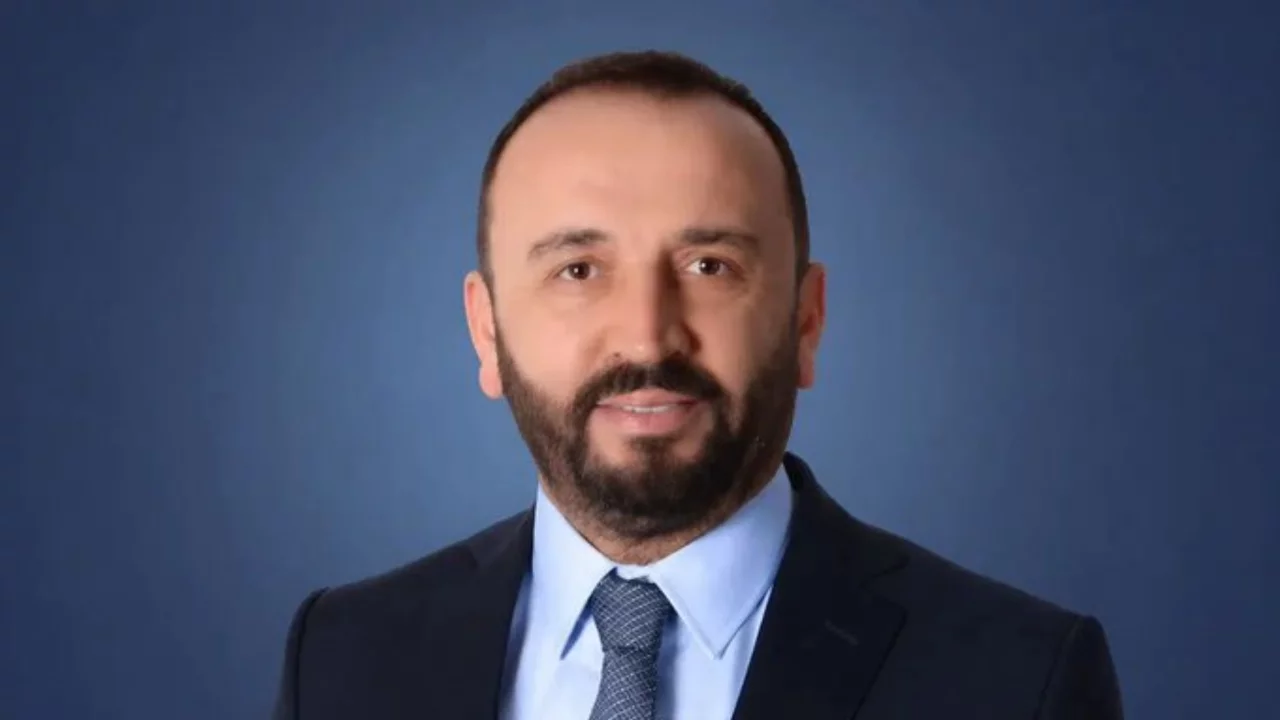 Bursa B&uuml;y&uuml;kşehir'de Osman T&uuml;ys&uuml;z'e yeni bir g&ouml;rev daha... 
