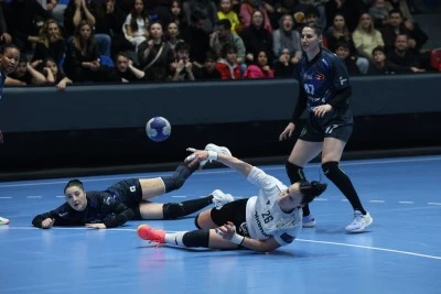 Bursa B&uuml;y&uuml;kşehir Belediyespor Avrupa&rsquo;da yarı final i&ccedil;in avantajı kaptı