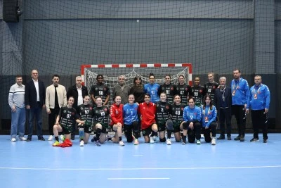 Bursa B&uuml;y&uuml;kşehir Belediyespor sezonu zirvede tamamladı