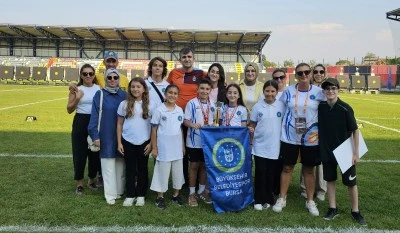 Bursa B&uuml;y&uuml;kşehir Belediyespor'un ok&ccedil;ularından b&uuml;y&uuml;k başarı