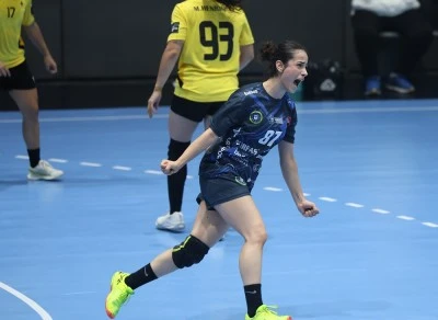 Bursa B&uuml;y&uuml;kşehir Belediyespor, Yunan temsilcisi AEK Athens&rsquo;i yenerek avantajı yakaladı