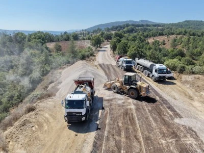 Bursa B&uuml;y&uuml;kşehir'den 4 il&ccedil;eye toplam 32,5 kilometre yeni yol