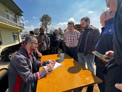 Bursa B&uuml;y&uuml;kşehir'den 69 &uuml;reticiye toplam 345 arı kovanı