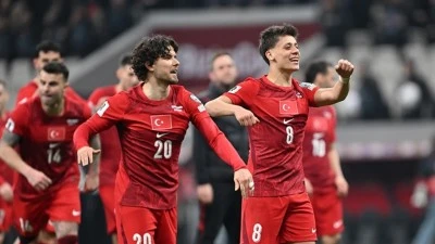 Bursa B&uuml;y&uuml;kşehir'den ilk &ouml;nce &ccedil;orba ikramı ardından milli ma&ccedil; heyecanı