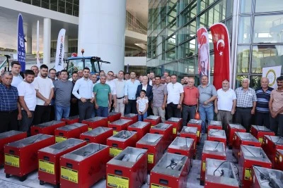 Bursa B&uuml;y&uuml;kşehir&rsquo;den kırsal mahallelere ekipman desteği