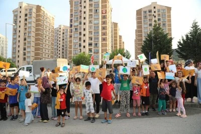 Bursa B&uuml;y&uuml;kşehir'den yangından etkilenen &ccedil;ocuklar i&ccedil;in moral etkinliği