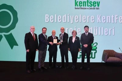 Bursa B&uuml;y&uuml;kşehir&rsquo;e &lsquo;Akıllı Şehir&rsquo; &ouml;d&uuml;l&uuml;