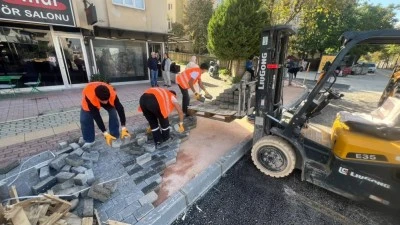 Bursa B&uuml;y&uuml;kşehir, Erdoğan Caddesi&rsquo;ni yeniliyor