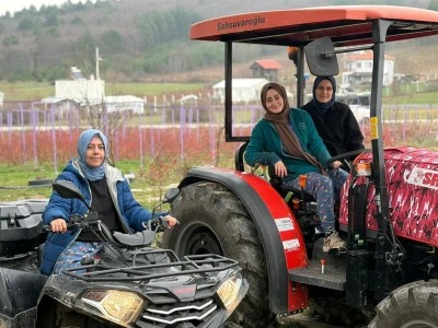Bursa B&uuml;y&uuml;kşehir'in katkılarıyla iş&ccedil;i olan kadınlar &uuml;retici oldu