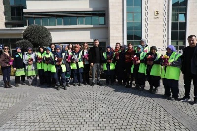 Bursa B&uuml;y&uuml;kşehir: Kadınlarımızla daha g&uuml;&ccedil;l&uuml;y&uuml;z! 