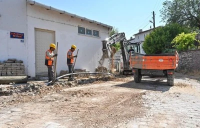 Bursa B&uuml;y&uuml;kşehir, kırsal mahallelerin altyapısını g&uuml;&ccedil;lendiriyor! 