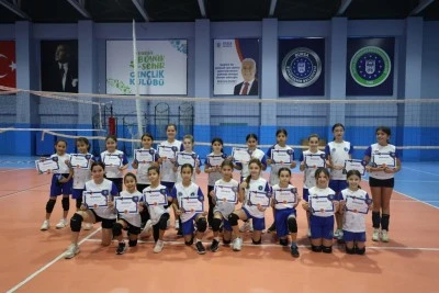 Bursa B&uuml;y&uuml;kşehir kış spor okullarında sertifika heyecanı