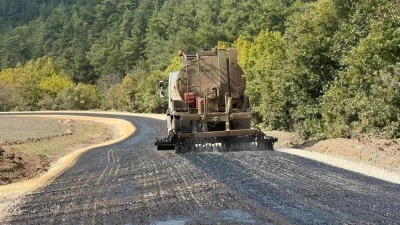Bursa B&uuml;y&uuml;kşehir, Osmangazi'nin yollarını yeniliyor!
