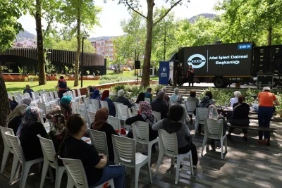 Bursa B&uuml;y&uuml;kşehir semt semt dolaşarak vatandaşları bilgilendiriyor