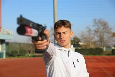 Bursa B&uuml;y&uuml;kşehirli sporcu tarih yazıyor