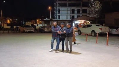 Bursa'da 15 yıl hapis cezası bulunan şahıs, dolmuşta yakalandı
