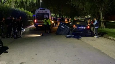 Bursa'da 17 yaşındaki &ccedil;ocuk trafik kazasında hayatını kaybetti: Annesinin feryadı y&uuml;rekleri dağladı