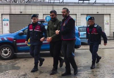 Bursa'da 30 yılla aranan şahıs bağ evinde yakalandı